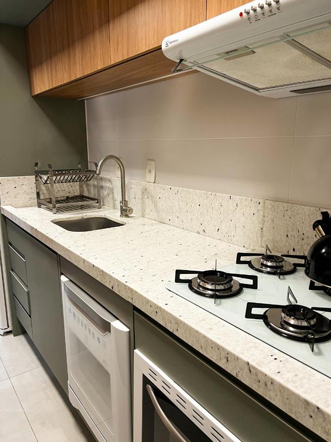 Apto Moderno Com Lareira, Piscina Aquecida E Infra Completo Em 公寓 Gramado